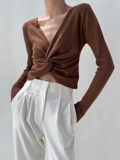 Tamanna Deep-V Front Knot Top-The Black Bow-