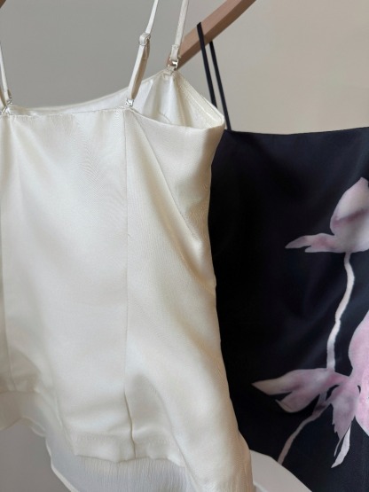 Li Ji Floral Cami Top