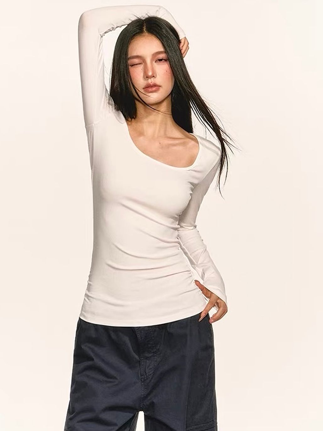 Gyada Lyocell Scoop-Neck Fitted Top