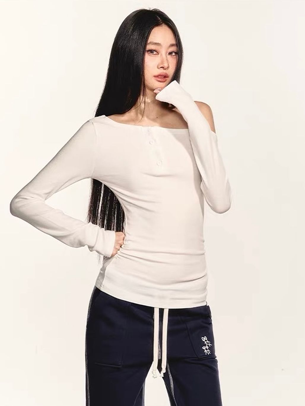Gwinyth Off-Shoulder Henley Fitted Top
