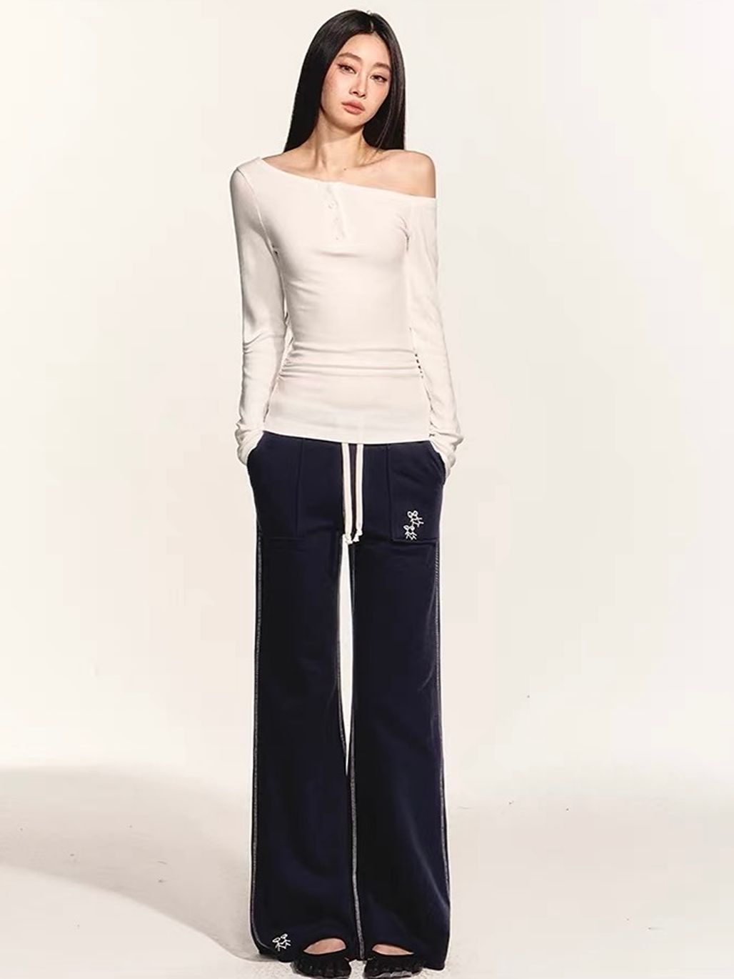 Gwinyth Off-Shoulder Henley Fitted Top