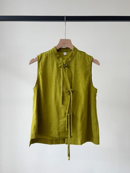 Li Zi Oriental Vest