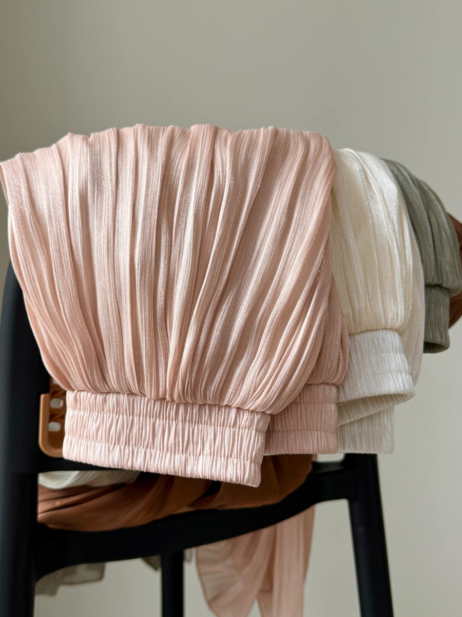 Zhi Qiu Oriental Knit Top & Yun Er Pants-The Black Bow-