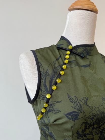 Li Yuan Floral Printing Cheongsam