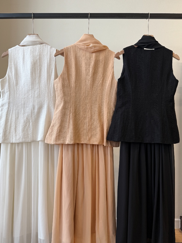 Arabelle Textured Verst & Chiffon Skirt Set