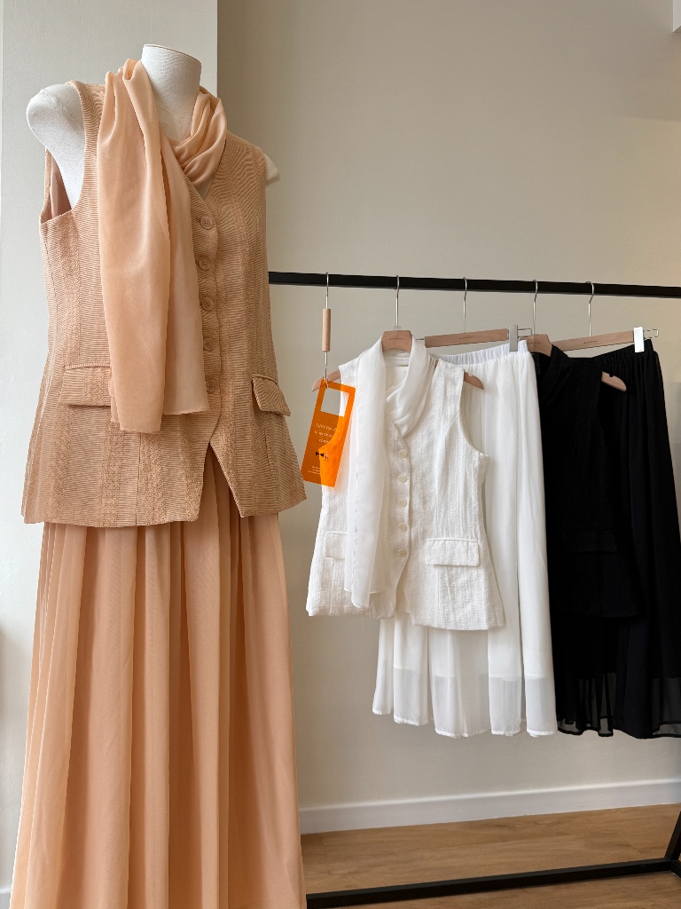 Arabelle Textured Verst & Chiffon Skirt Set