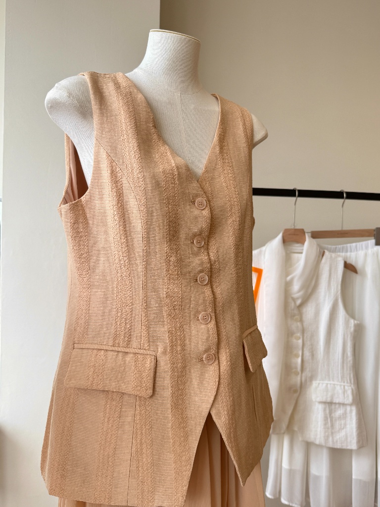 Arabelle Textured Verst & Chiffon Skirt Set