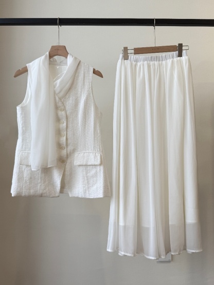 Arabelle Textured Verst & Chiffon Skirt Set
