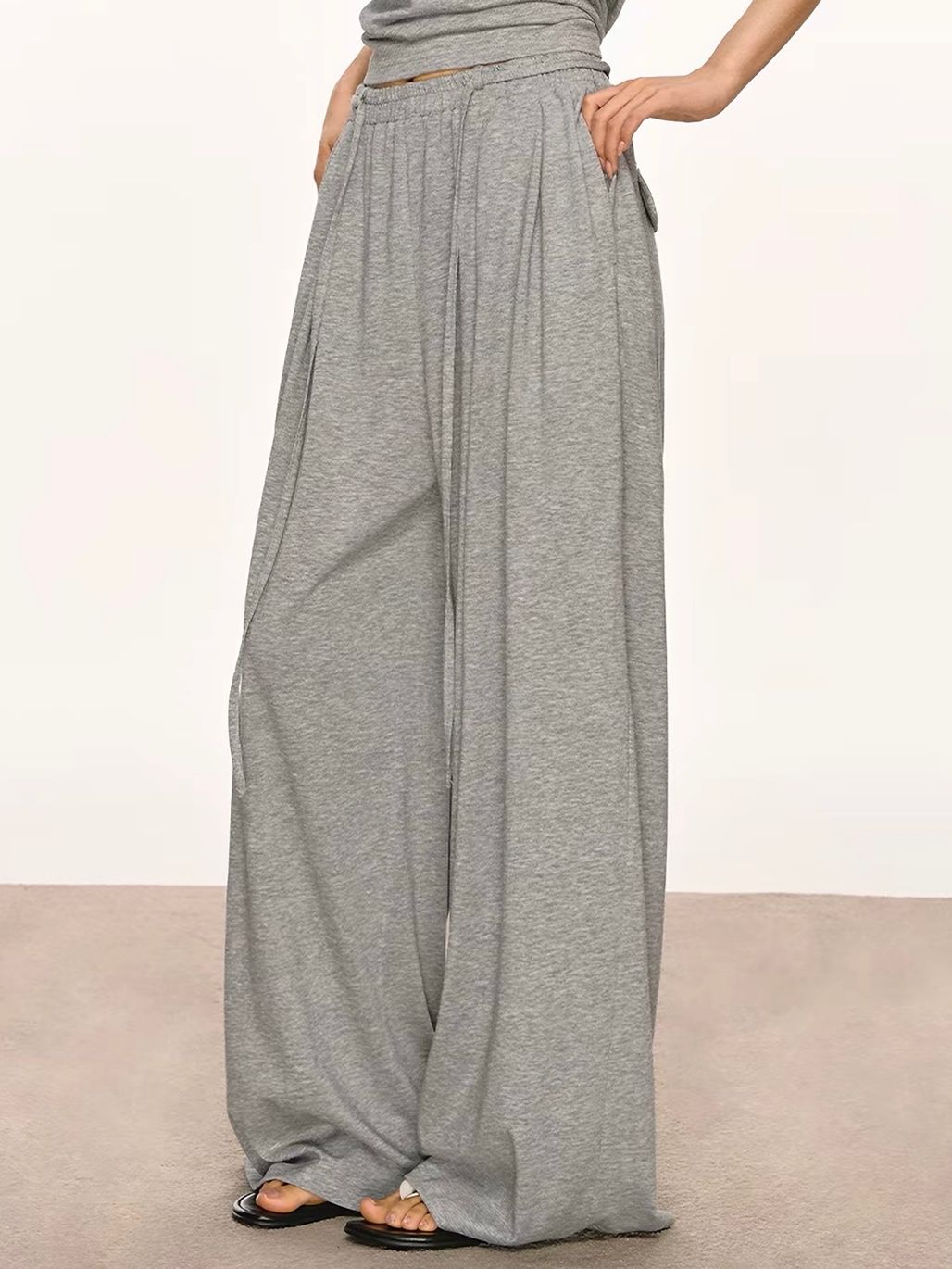 Gaagii Relaxed Racerback Tank & Wide-Leg Pants Set