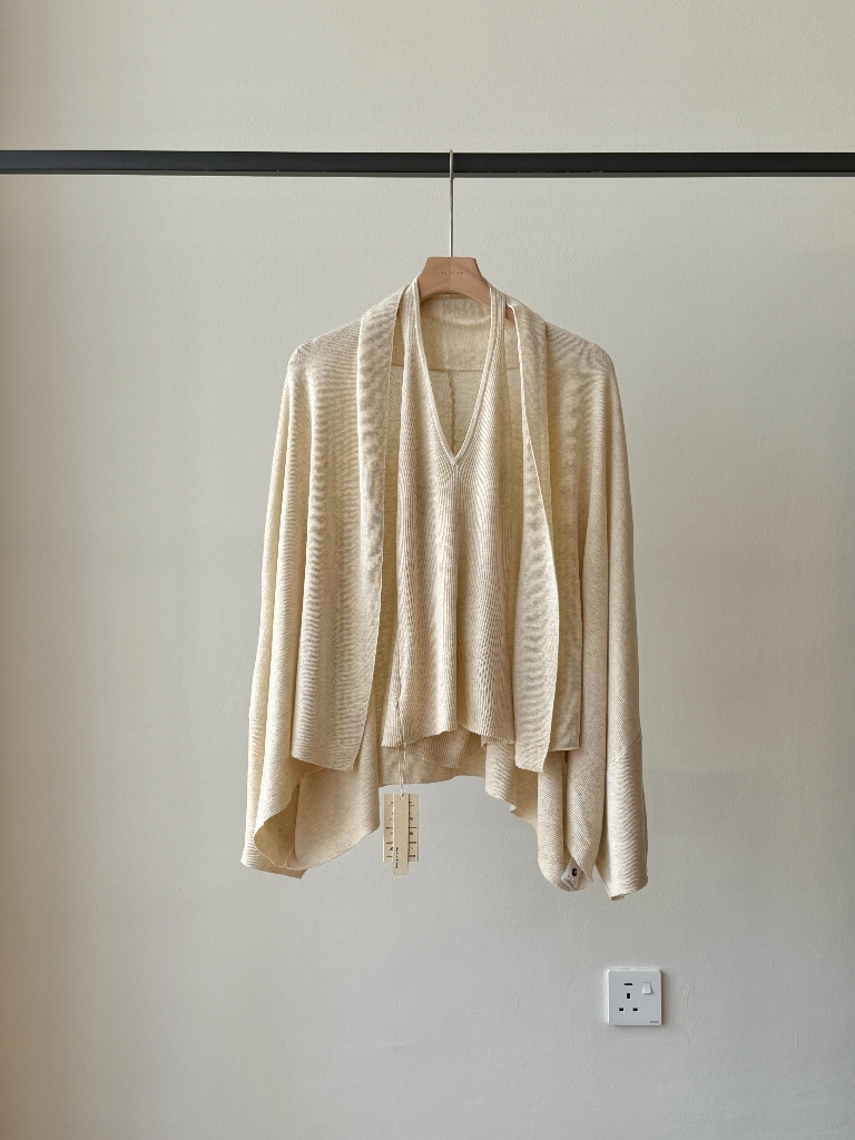 Laselle Two Pieces Halter Neck Button Knit Top with Shawl 