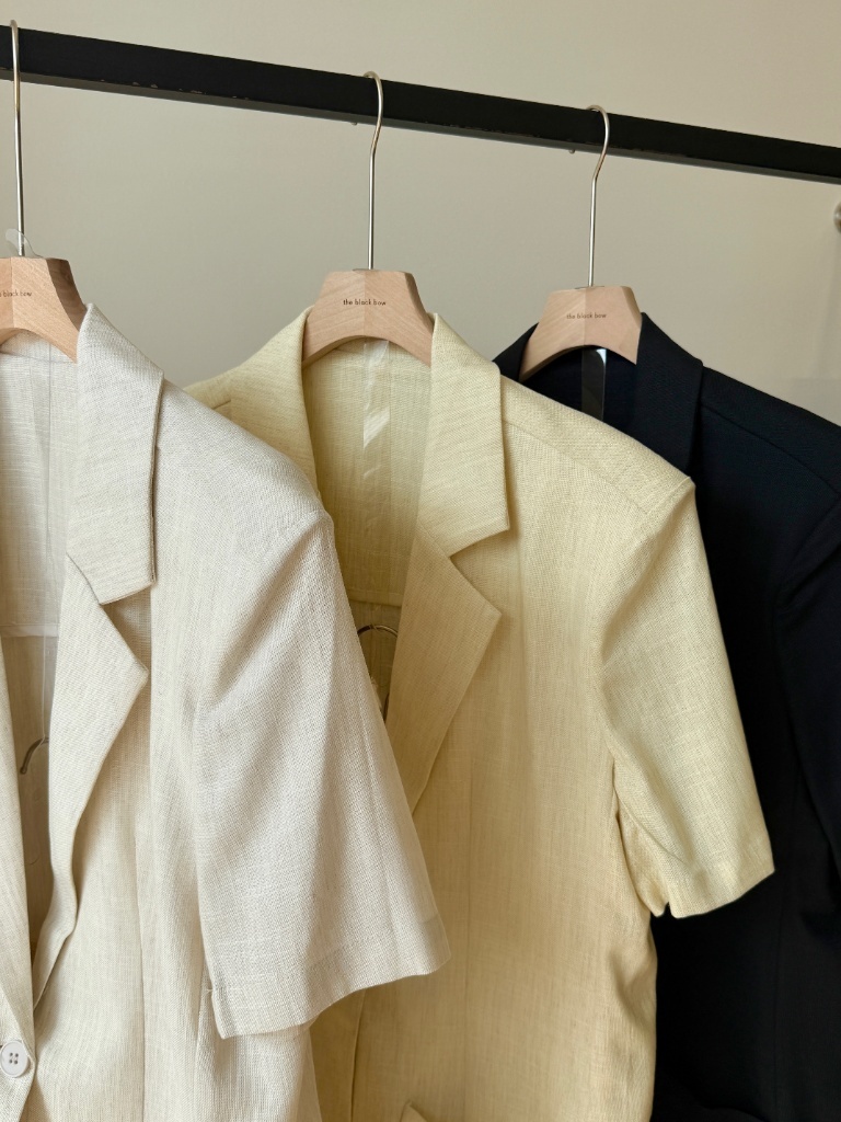 Alma Soft Structured vest Jacket & Bermuda Set