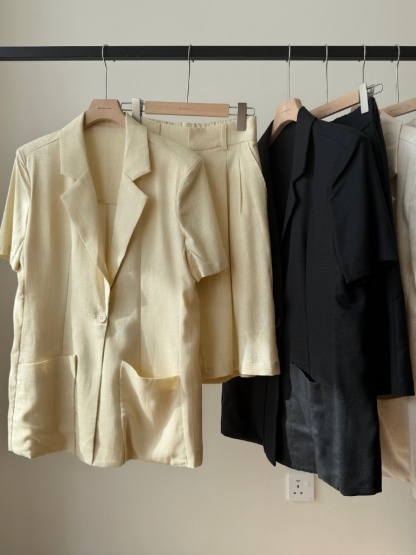 Alma Soft Structured vest Jacket & Bermuda Set