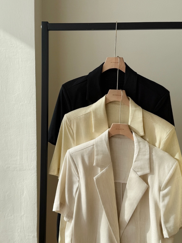 Alma Soft Structured vest Jacket & Bermuda Set