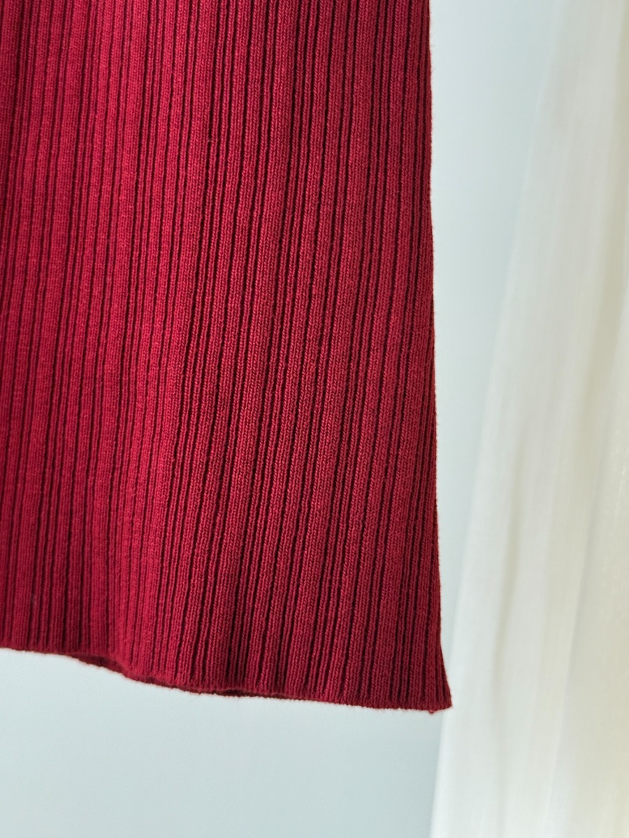 Li Yi Halter Neck Oriental Knit Top