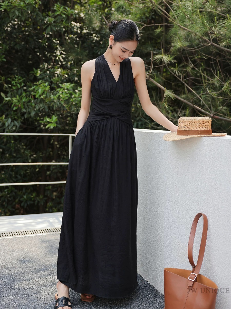 Maralyn Halter Neck Graceful Embroided Dress