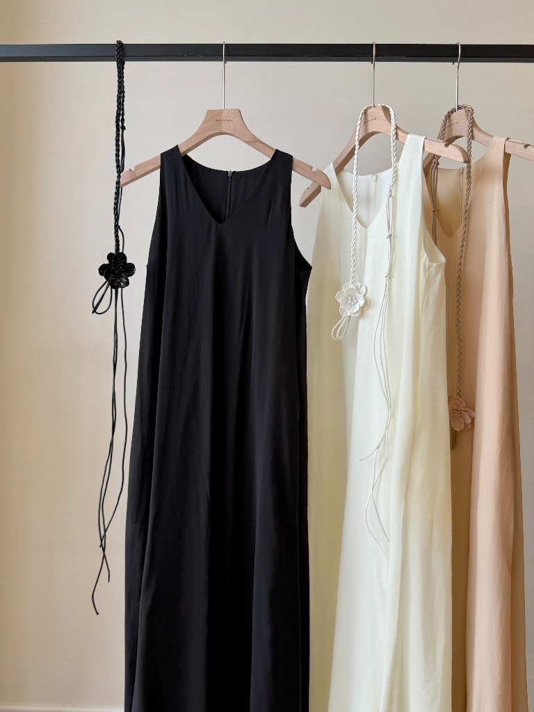 Amelia V Collar Maxi Dress with Belt Tie