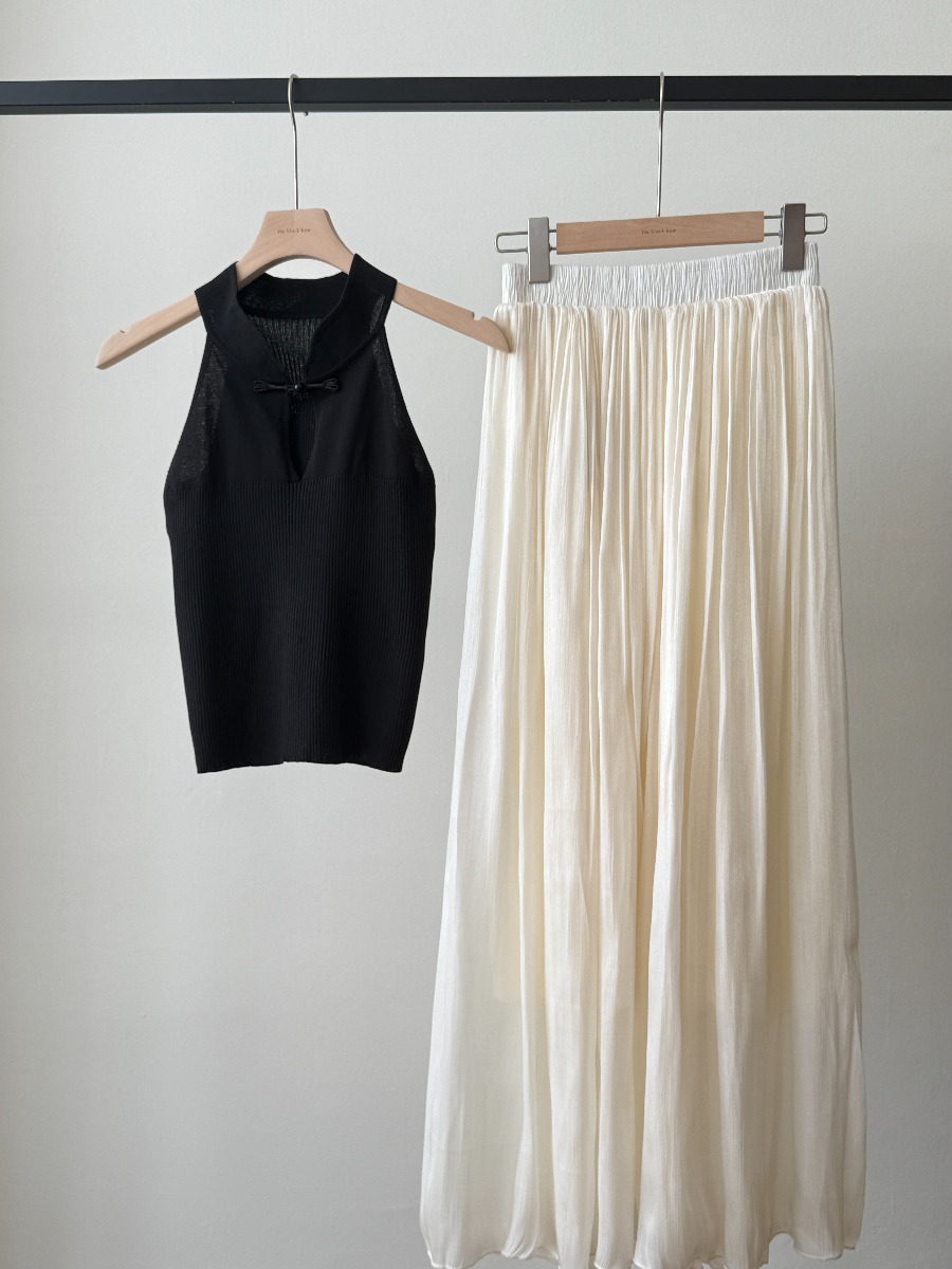 Li Hua Halter Neck Oriental Mesh Top