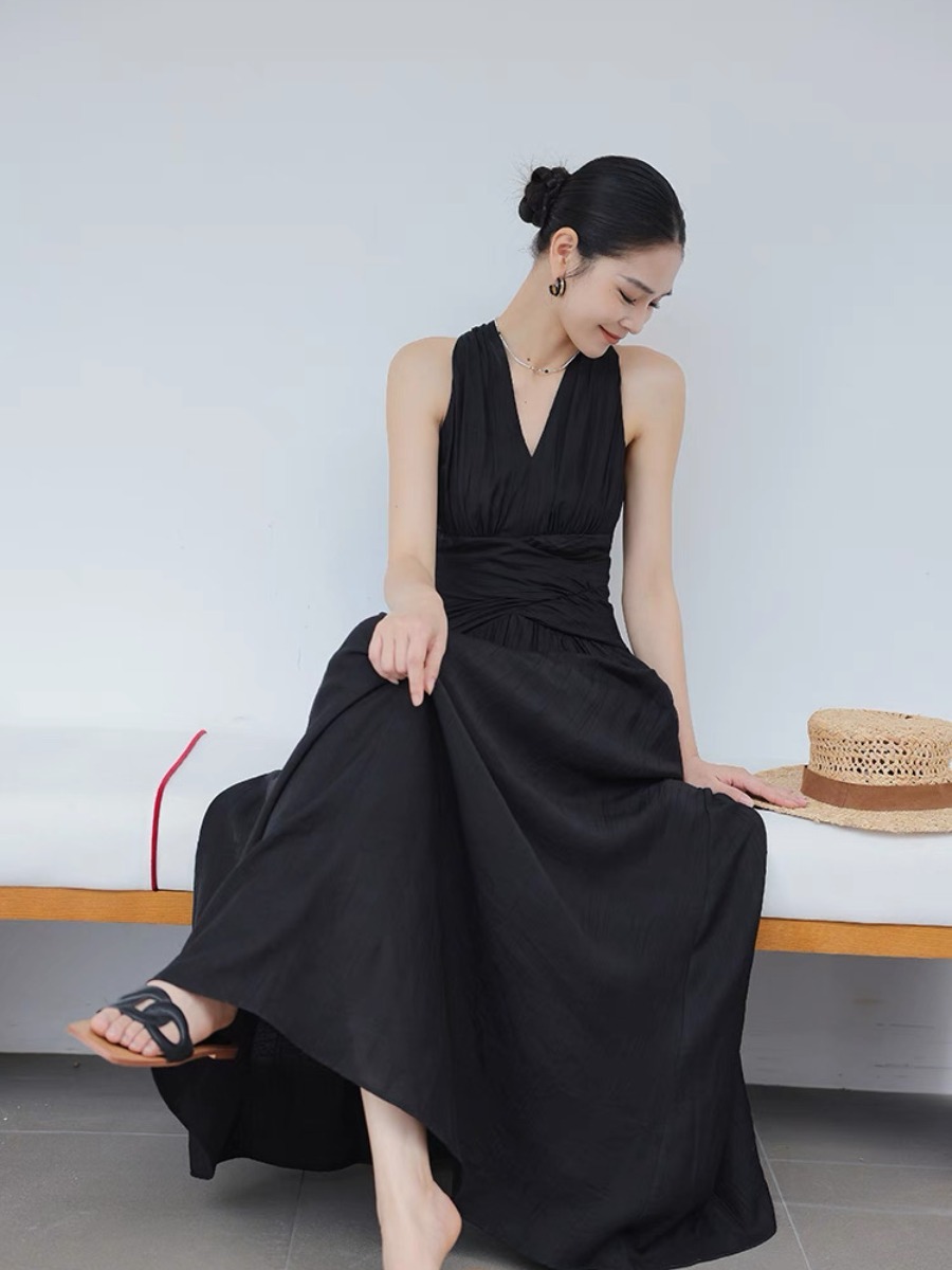 Maralyn Halter Neck Graceful Embroided Dress