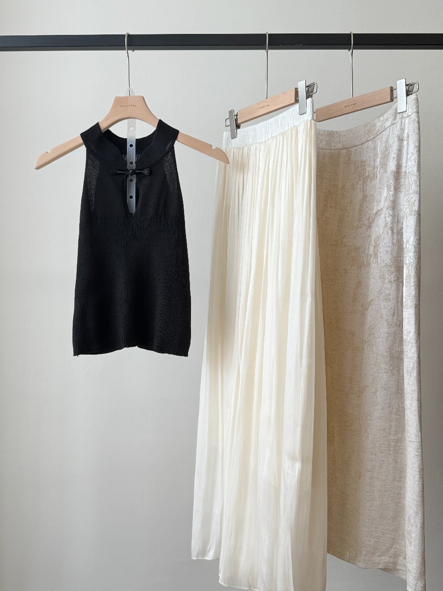 Li Hua Halter Neck Oriental Mesh Top