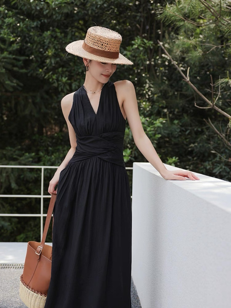 Maralyn Halter Neck Graceful Embroided Dress