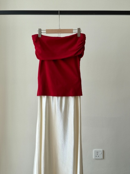 Gabrielle Off Should Top