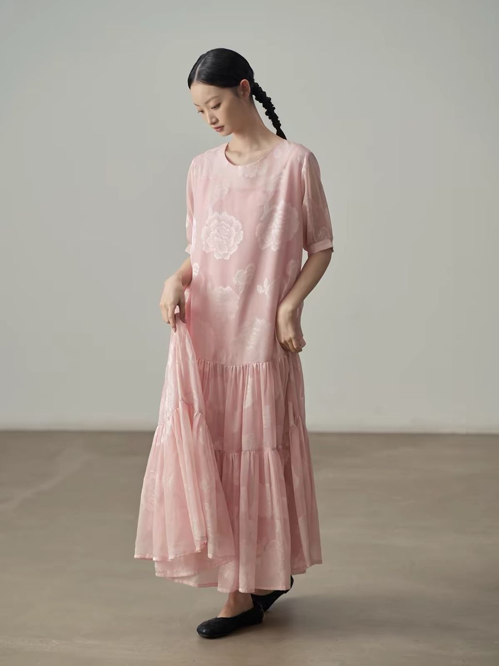 Yan Ban Floral Tie-Waist Tiered Maxi Dress