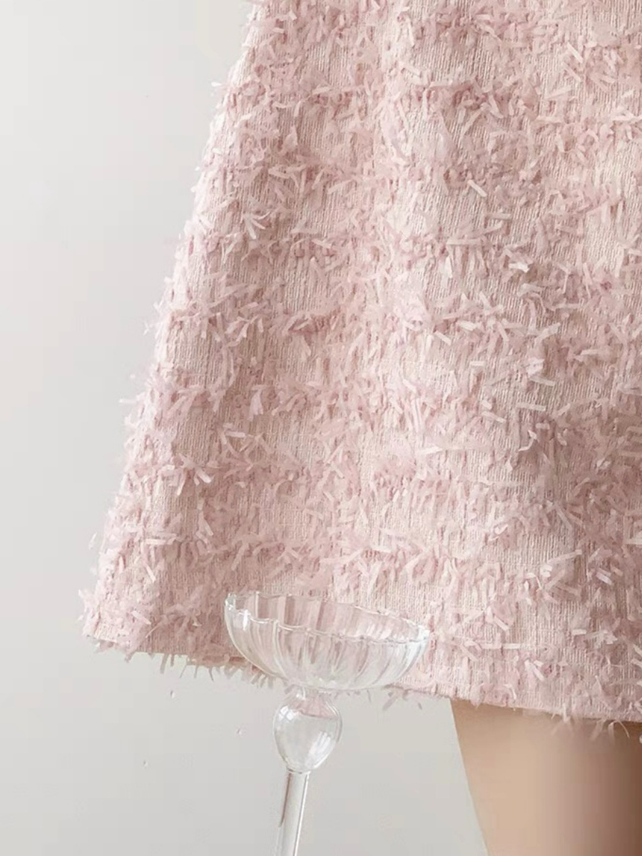 Cadyn Shift Dress-The Black Bow-