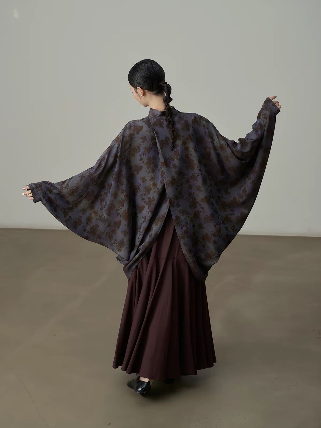 Yan Chuang Mandarin-Collar Cape Blouse
