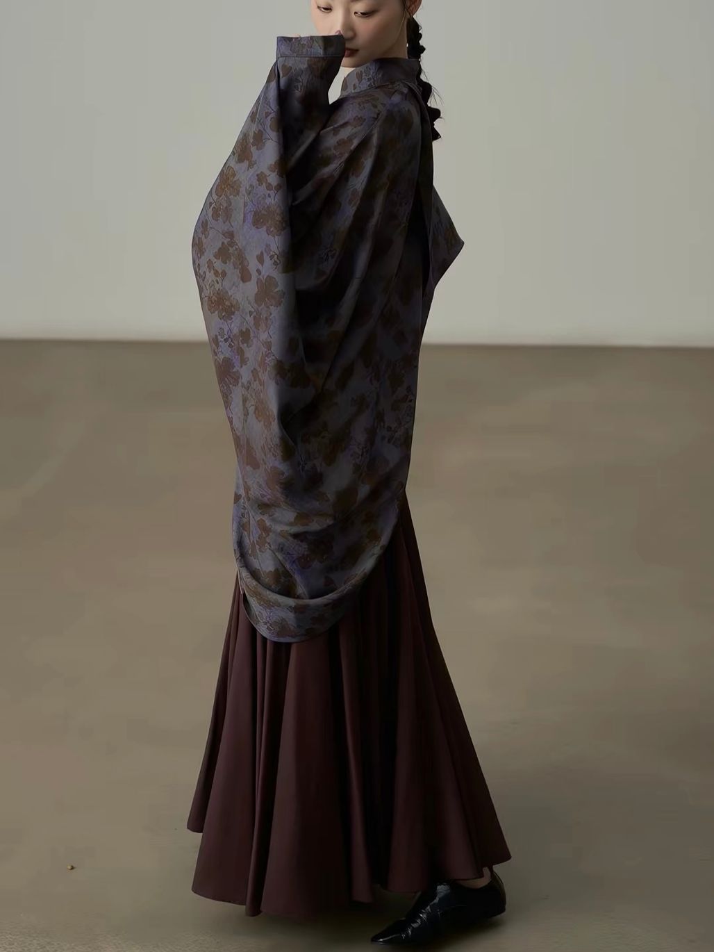 Yan Chuang Mandarin-Collar Cape Blouse