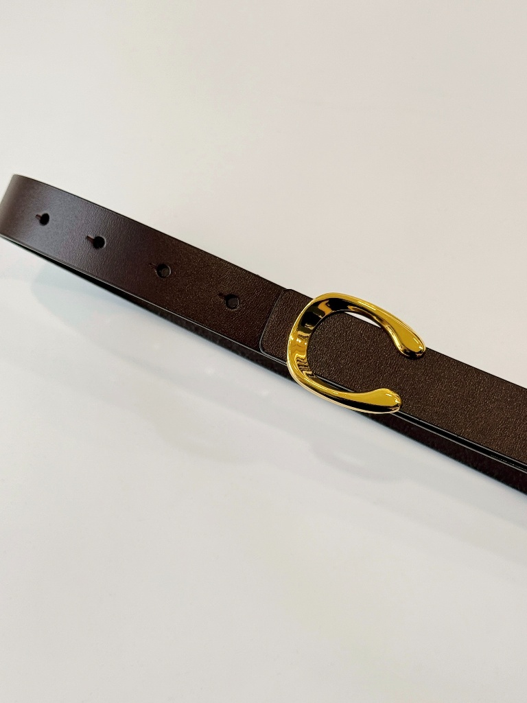 Berulah C Buckle Belt