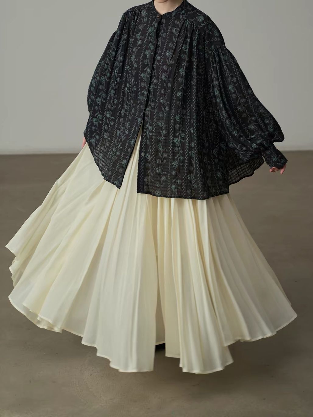 Yan Ding Flowy Voluminous Maxi Skirt