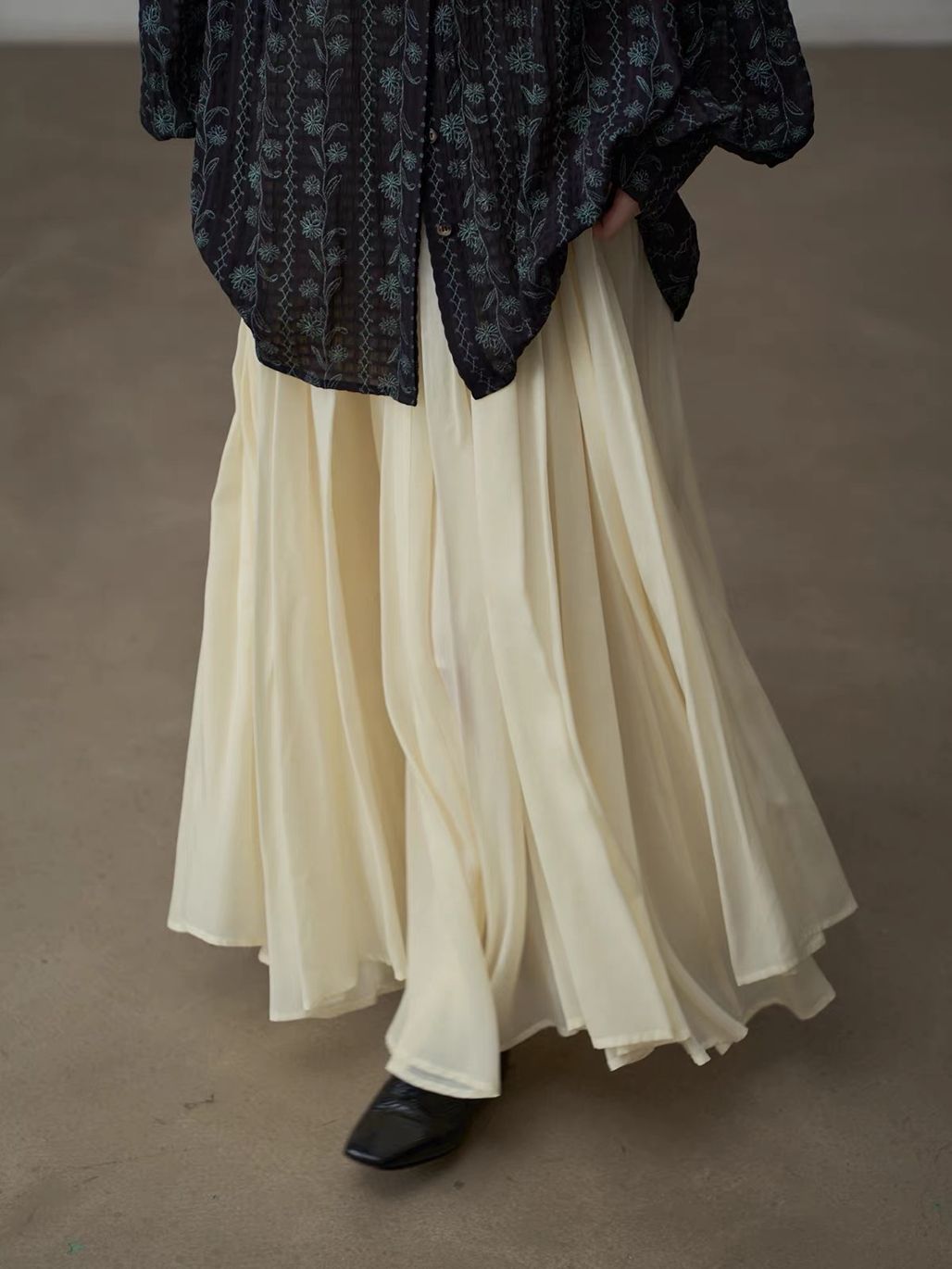 Yan Ding Flowy Voluminous Maxi Skirt