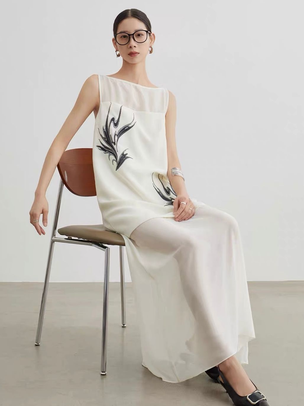 Jian Ai Botanical-Print Panelled Mesh Dress
