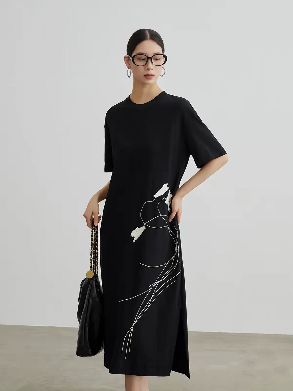 Jian An Floral-Embroidered T-Shirt Dress