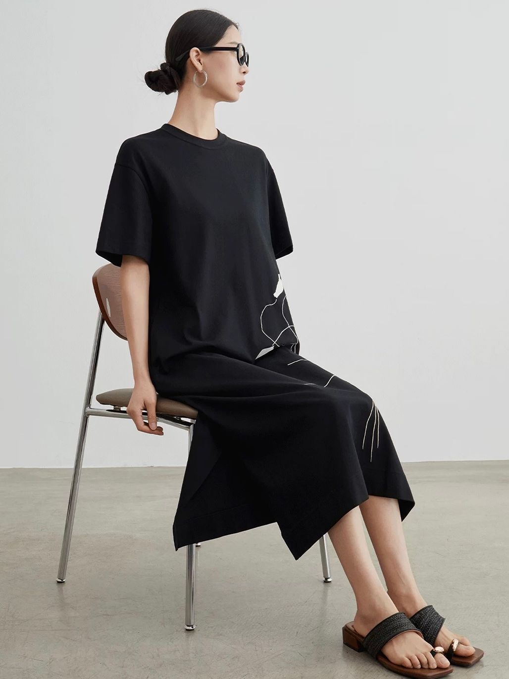 Jian An Floral-Embroidered T-Shirt Dress