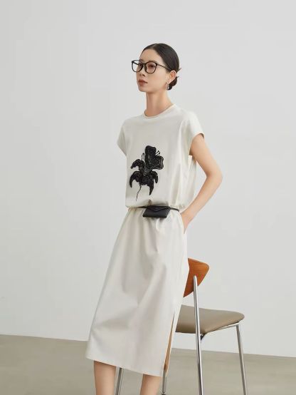 Jian Bei Ornate Floral-Appliqué T-Shirt Dress