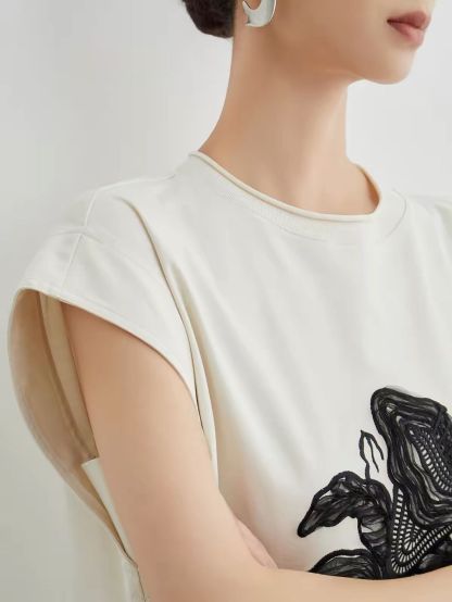 Jian Bei Ornate Floral-Appliqué T-Shirt Dress
