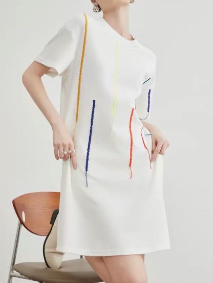 Jian Bai Colourful Line-Embroidered T-Shirt Dress