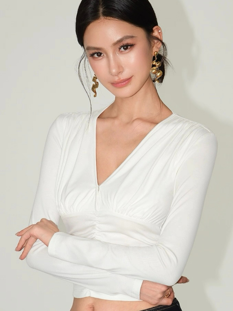 Fia V-Neckline Cropped Knit Top