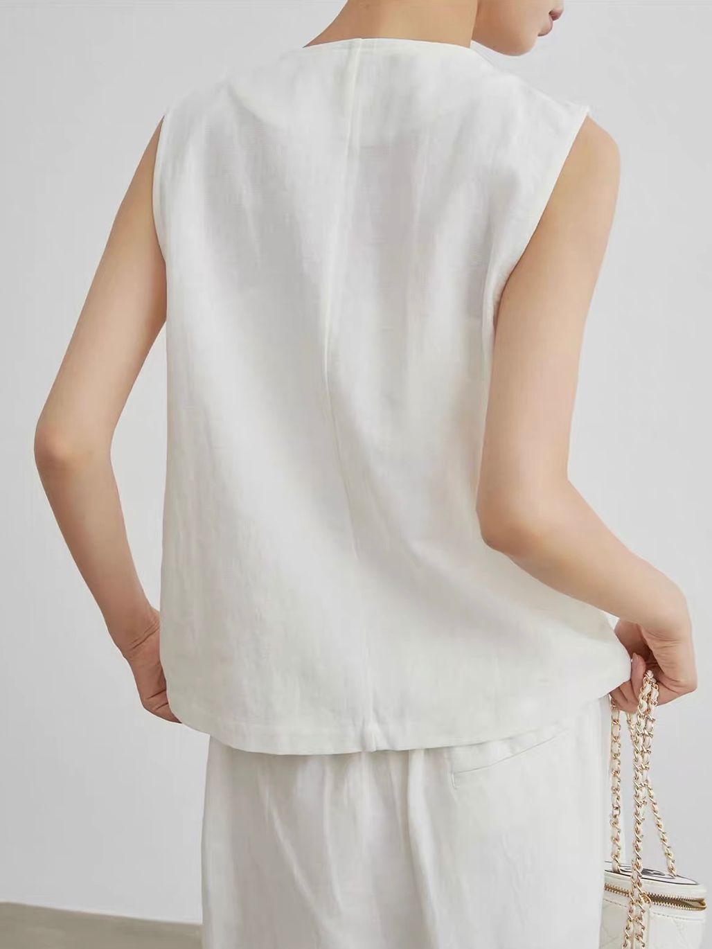 Jian Ba Tulip-Embroidered Linen Vest & Skirt Set (Sold Seperately)