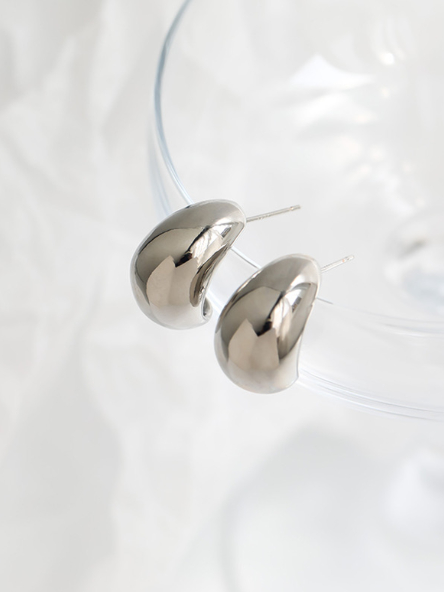 Metal Drops Ear Studs (Gold & Silver)-The Black Bow-