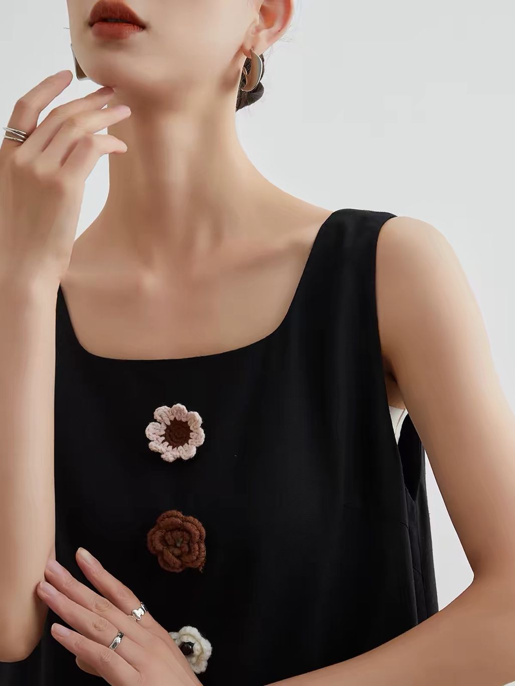 Jian Che Crochet Floral-Appliqué Bubble-Hem Mini Dress