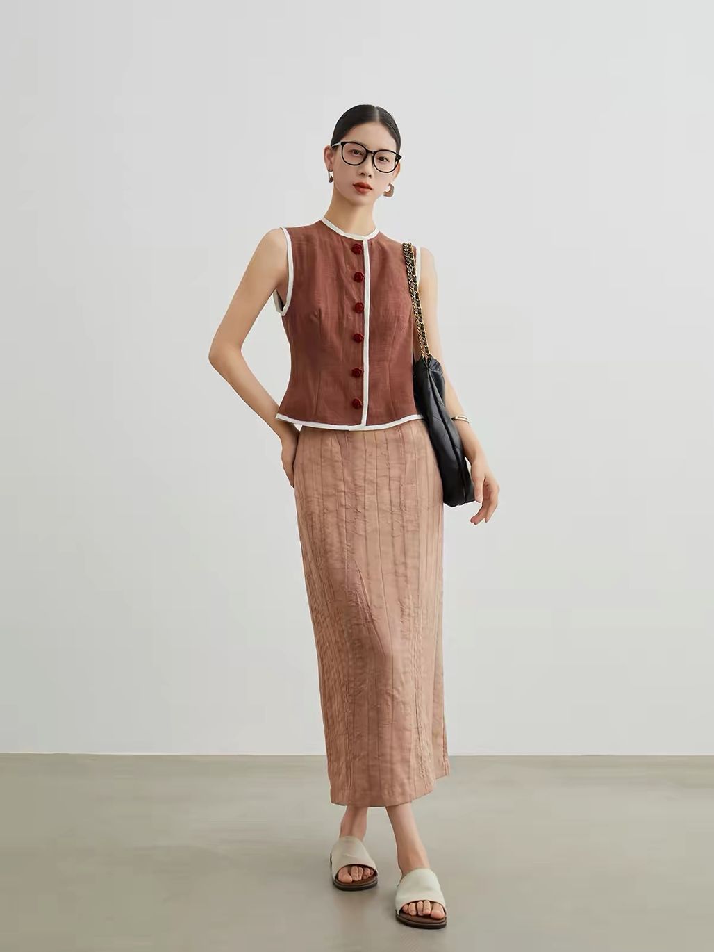 Ai Nian Contrast-Trim Mandarin Vest & Maxi Skirt Set (Sold Seperately)