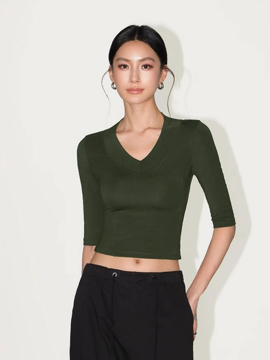 Felicity V-Collar Mid Sleeves Top