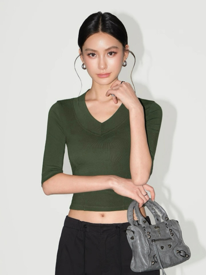 Felicity V-Collar Mid Sleeves Top