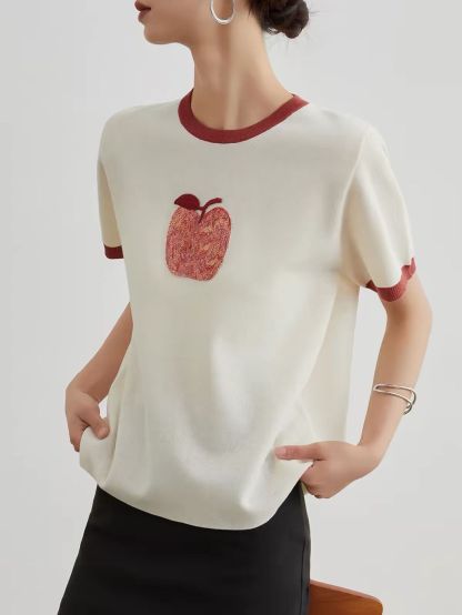 Ai Guo Apple-Motif Contrast-Trim Knit Tee