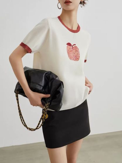 Ai Guo Apple-Motif Contrast-Trim Knit Tee
