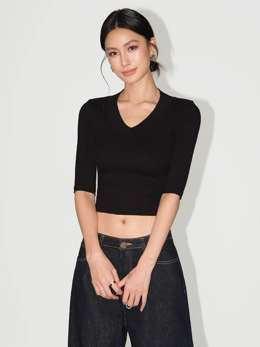 Felicity V-Collar Mid Sleeves Top