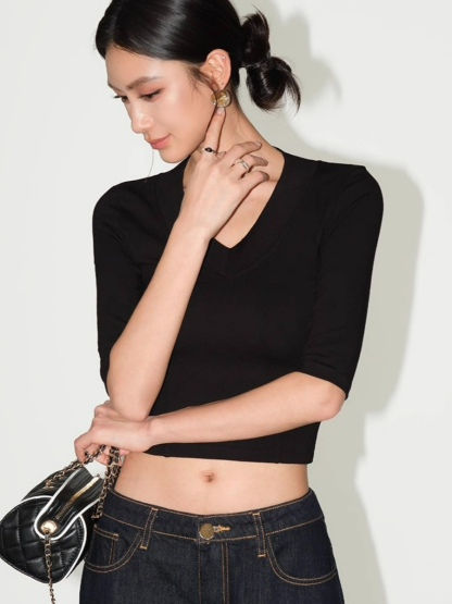 Felicity V-Collar Mid Sleeves Top