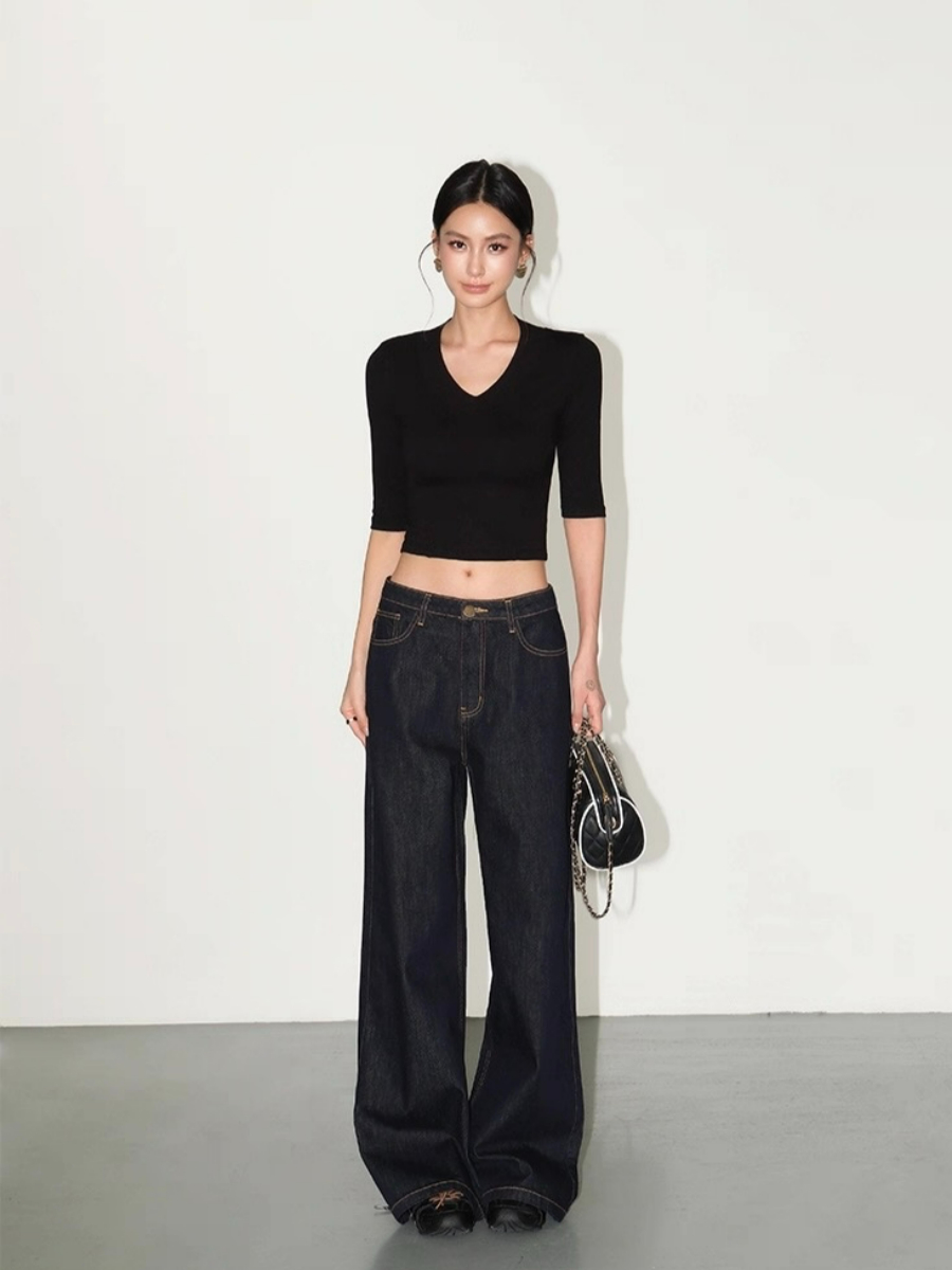 Felicity V-Collar Mid Sleeves Top